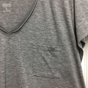 Women’s shirt